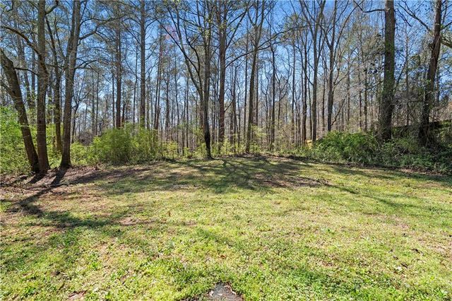 200 Hidden Pines Drive, Covington, GA 30016