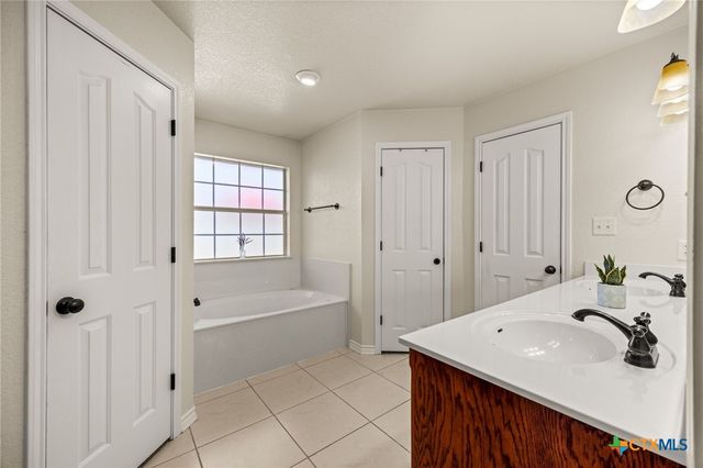 5705 Graphite Drive, Killeen, TX 76542