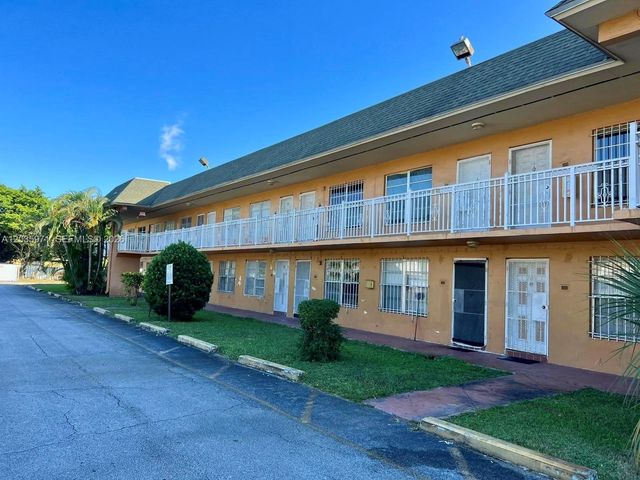 291 NW 177th Street C-107, Miami Gardens, FL 33169