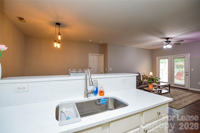 10663 Hill Point Court, Charlotte, NC 28262