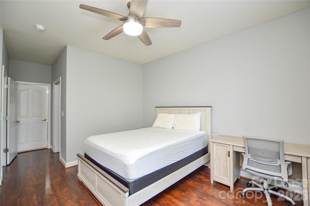 10663 Hill Point Court, Charlotte, NC 28262