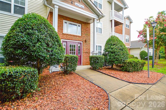 10663 Hill Point Court, Charlotte, NC 28262