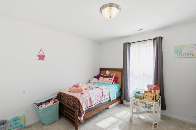 1902 Waynedale Drive, Garrett, IN 46738