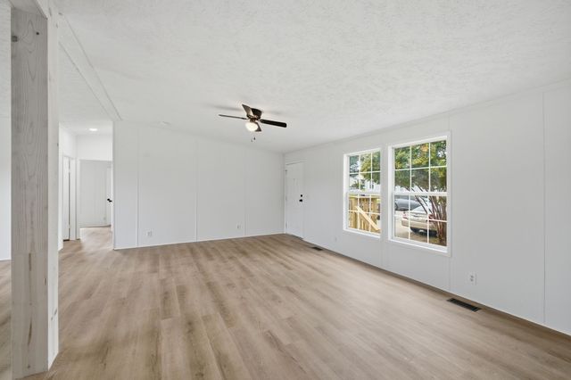 125 Oceanfront Cir, N, Antioch, TN 37013