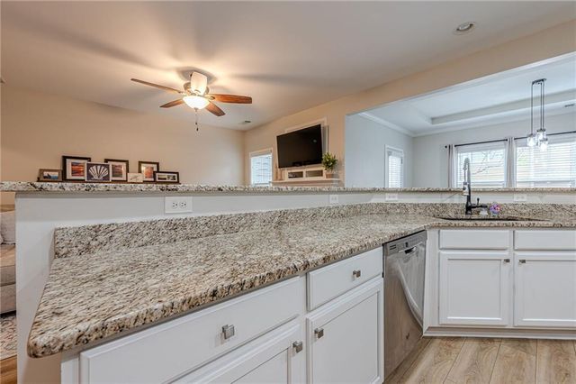 1514 Dolcetto Trace NW, Kennesaw, GA 30152