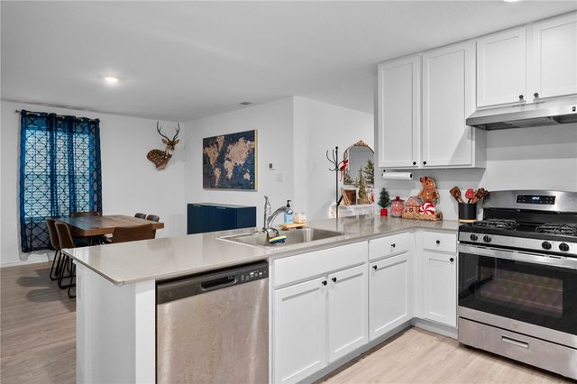 1118 Demeter Dr, Portland, TX 78374