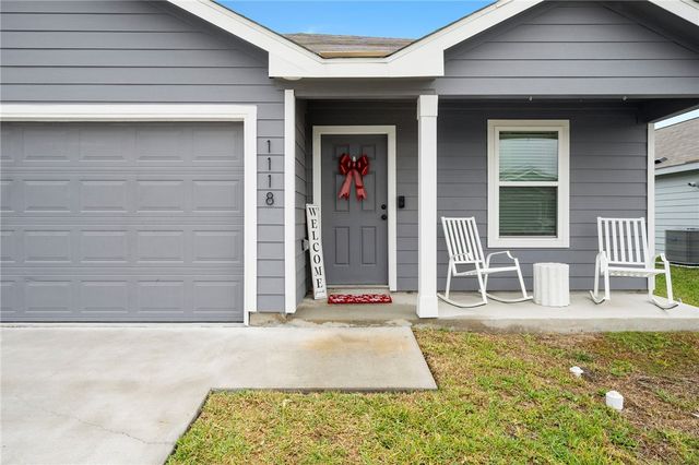 1118 Demeter Dr, Portland, TX 78374