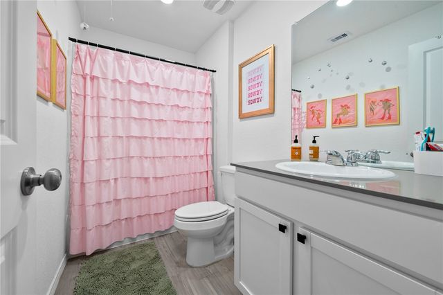 1118 Demeter Dr, Portland, TX 78374