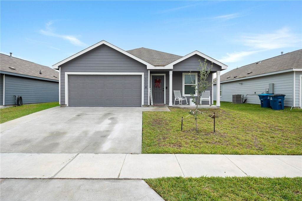 1118 Demeter Dr, Portland, TX 78374