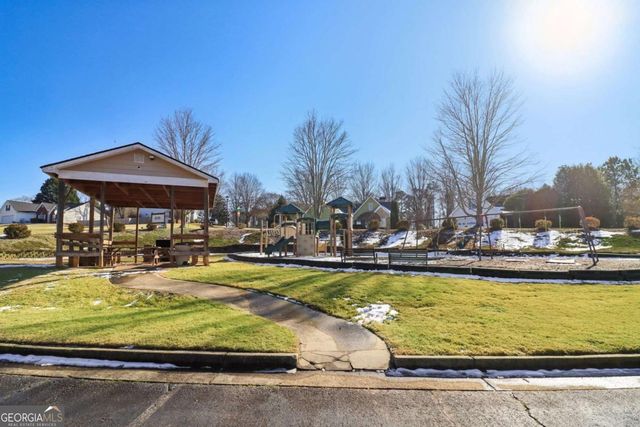 6233 Compass Drive, Flowery Branch, GA 30542