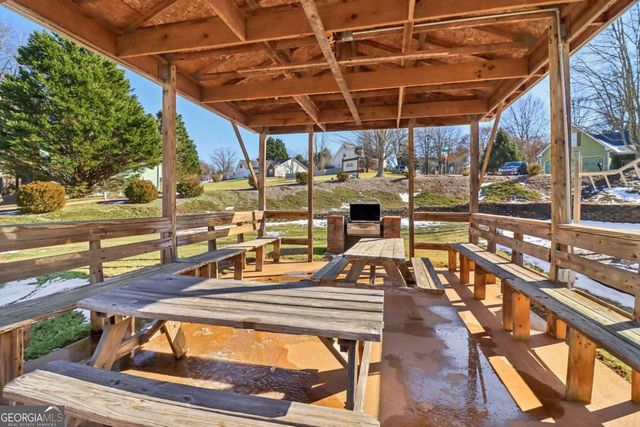 6233 Compass Drive, Flowery Branch, GA 30542