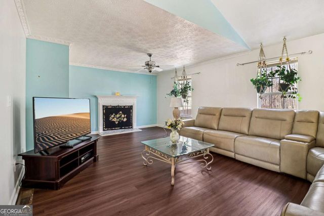 6233 Compass Drive, Flowery Branch, GA 30542