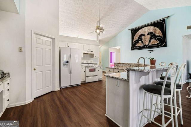 6233 Compass Drive, Flowery Branch, GA 30542