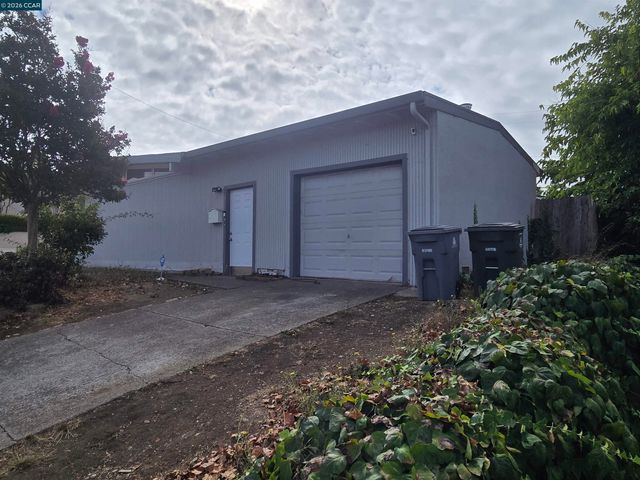 467 Baywood Dr, Vallejo, CA 94591