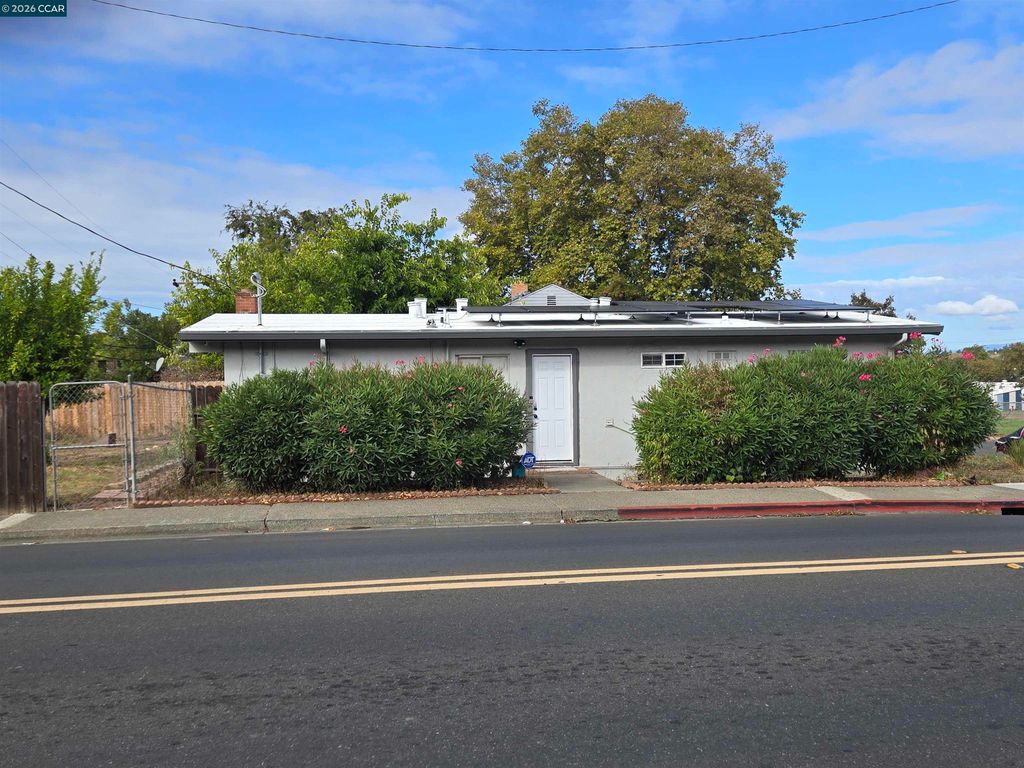 467 Baywood Dr, Vallejo, CA 94591