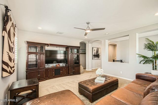 16064 W SOFT WIND Drive, Surprise, AZ 85387