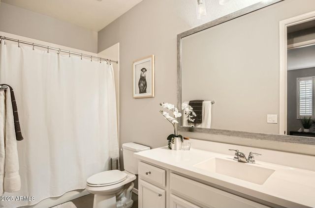 16064 W SOFT WIND Drive, Surprise, AZ 85387