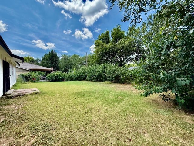 6804 Margaret Drive, Forest Hill, TX 76140