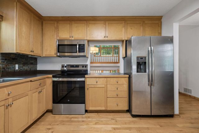 13499 Caramel Trail, Eden Prairie, MN 55346