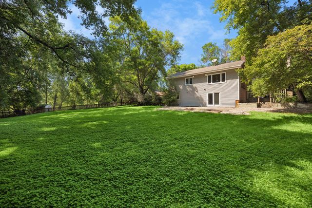 13499 Caramel Trail, Eden Prairie, MN 55346