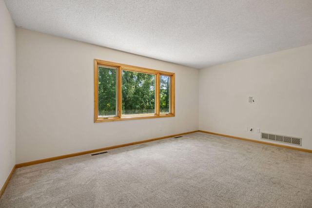13499 Caramel Trail, Eden Prairie, MN 55346