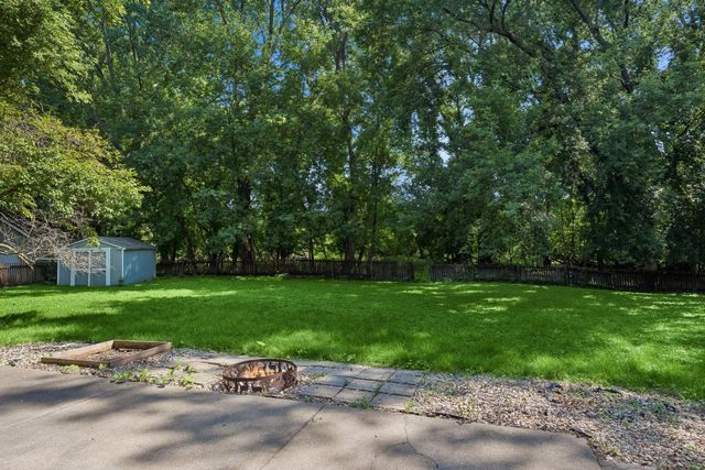 13499 Caramel Trail, Eden Prairie, MN 55346