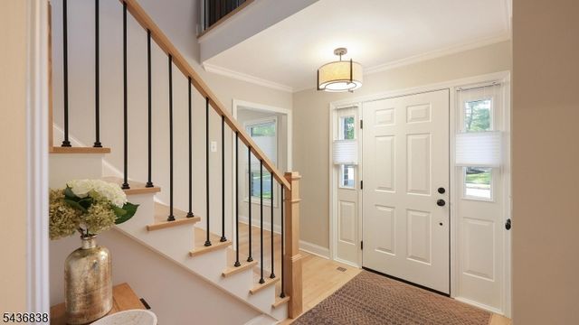97 Sunrise Dr, Long Hill Twp., NJ 07933