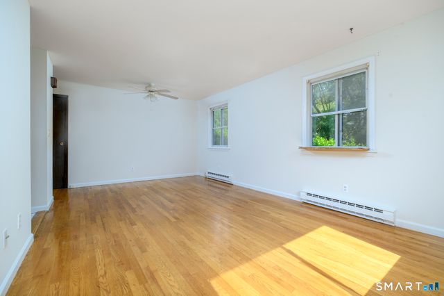 40 Cerretta Street 13D, Stamford, CT 06907