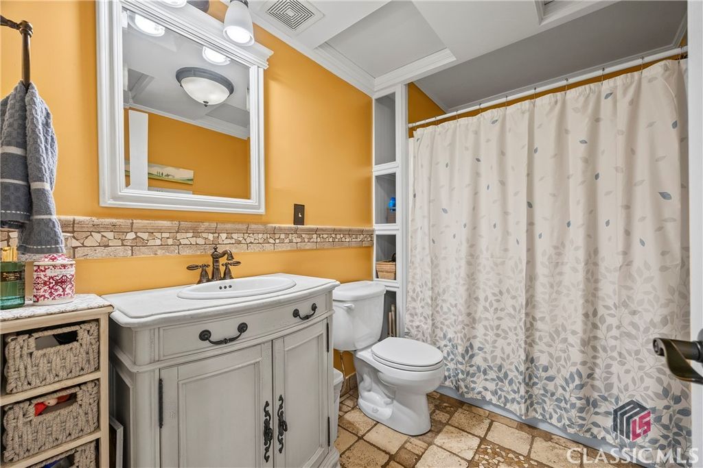 Image 49 of property listing at 1050 Summit Oaks Drive, Watkinsville, GA 30677