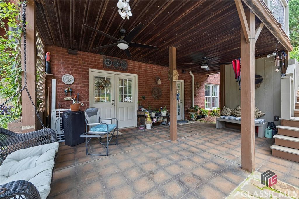 Image 59 of property listing at 1050 Summit Oaks Drive, Watkinsville, GA 30677