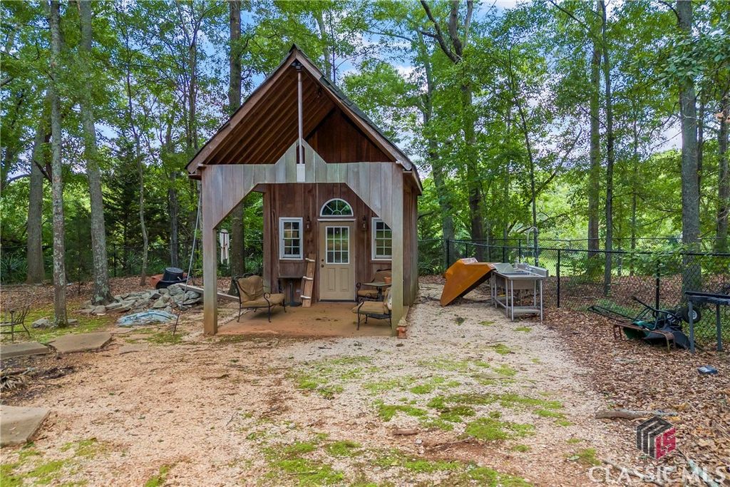 Image 68 of property listing at 1050 Summit Oaks Drive, Watkinsville, GA 30677