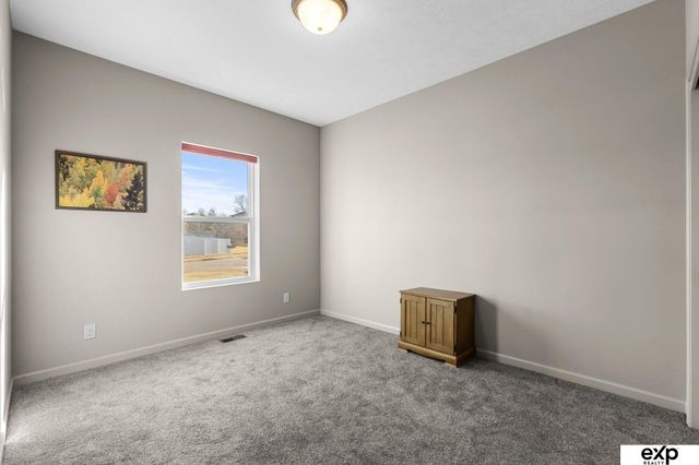 8714 S 102nd Street, La Vista, NE 68128