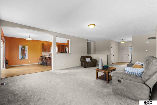 8714 S 102nd Street, La Vista, NE 68128