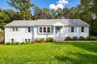 31 Jasons Lane, Osterville, MA 02655