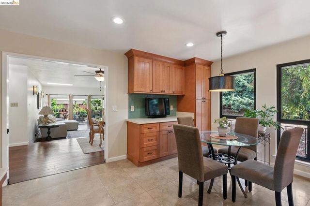 904 View Drive, Richmond, CA 94803