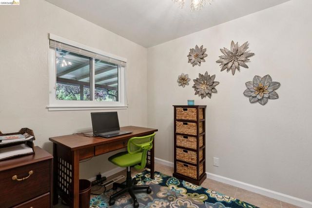 904 View Drive, Richmond, CA 94803
