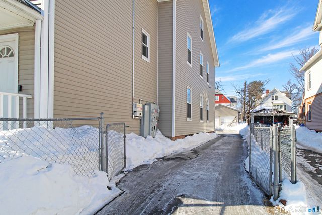 29 Sisson Avenue, Hartford, CT 06106