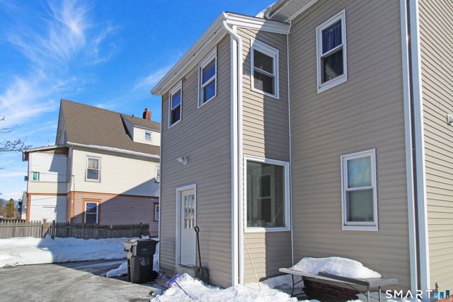 29 Sisson Avenue, Hartford, CT 06106