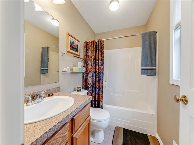 62 Sunny Mill Lane, Greece, NY 14626