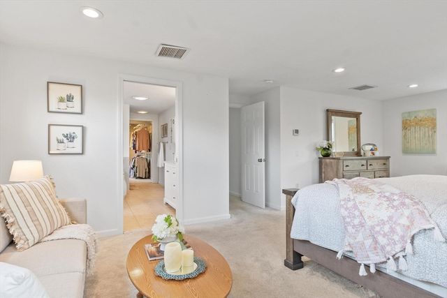 37 Newtown Rd, Acton, MA 01720