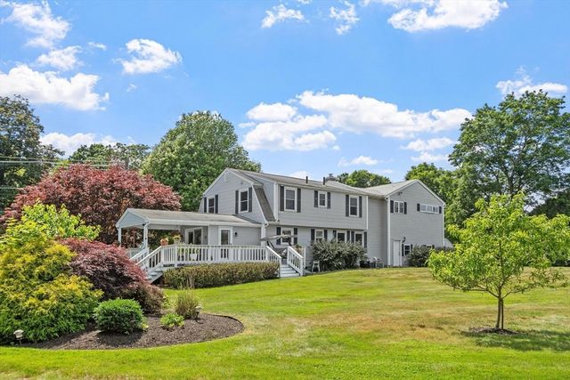 37 Newtown Rd, Acton, MA 01720