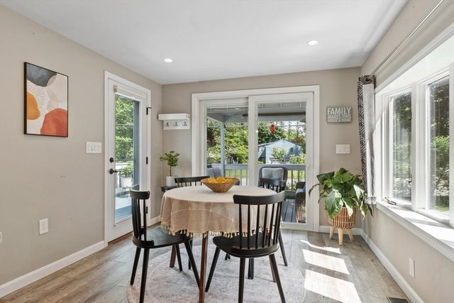 37 Newtown Rd, Acton, MA 01720