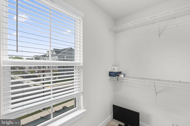 1713 AURORA WAY, Frederick, MD 21702
