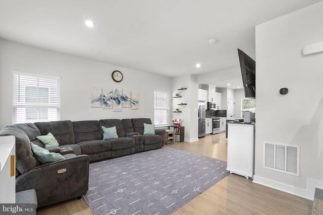 1713 AURORA WAY, Frederick, MD 21702