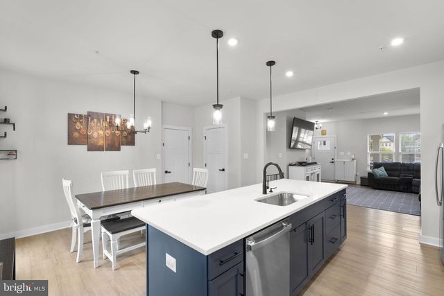 1713 AURORA WAY, Frederick, MD 21702