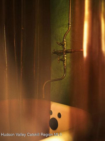 886 New York 9j, Stuyvesant, NY 12173