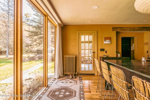 886 New York 9j, Stuyvesant, NY 12173