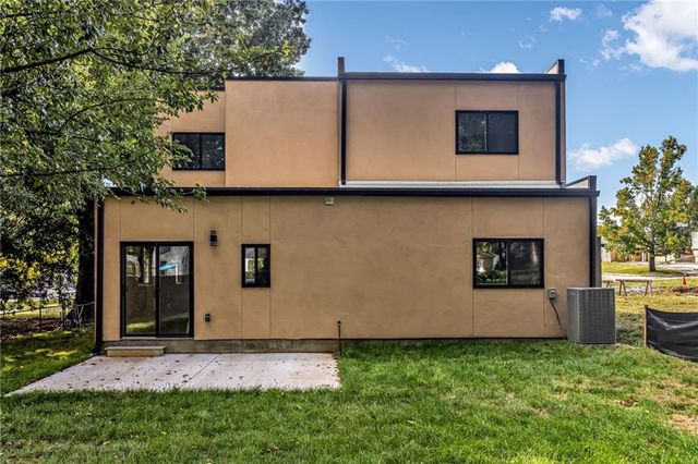 10930 W 65th Street, Shawnee, KS 66203