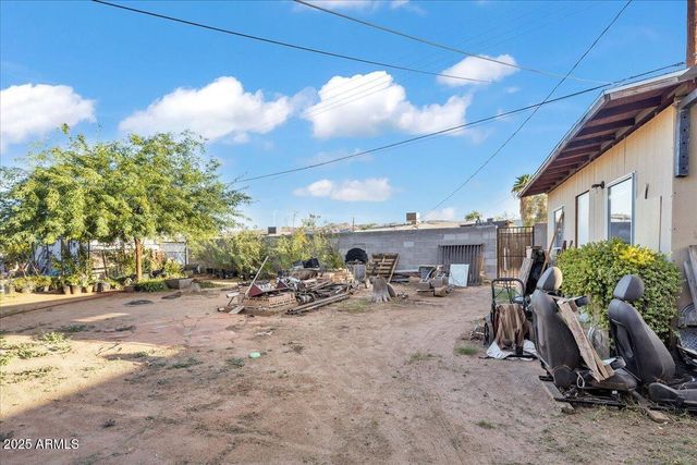 1837 E PLEASANT Lane, Phoenix, AZ 85042