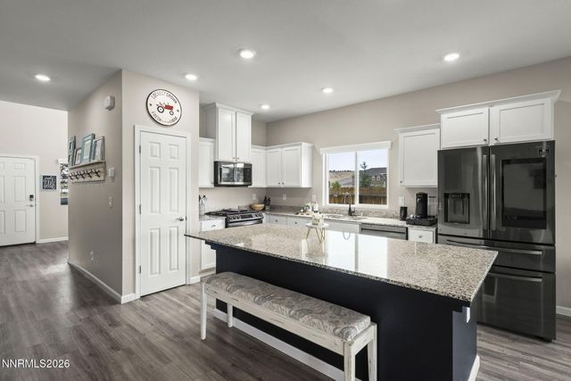 6419 Field Eagle Road, Sparks, NV 89436